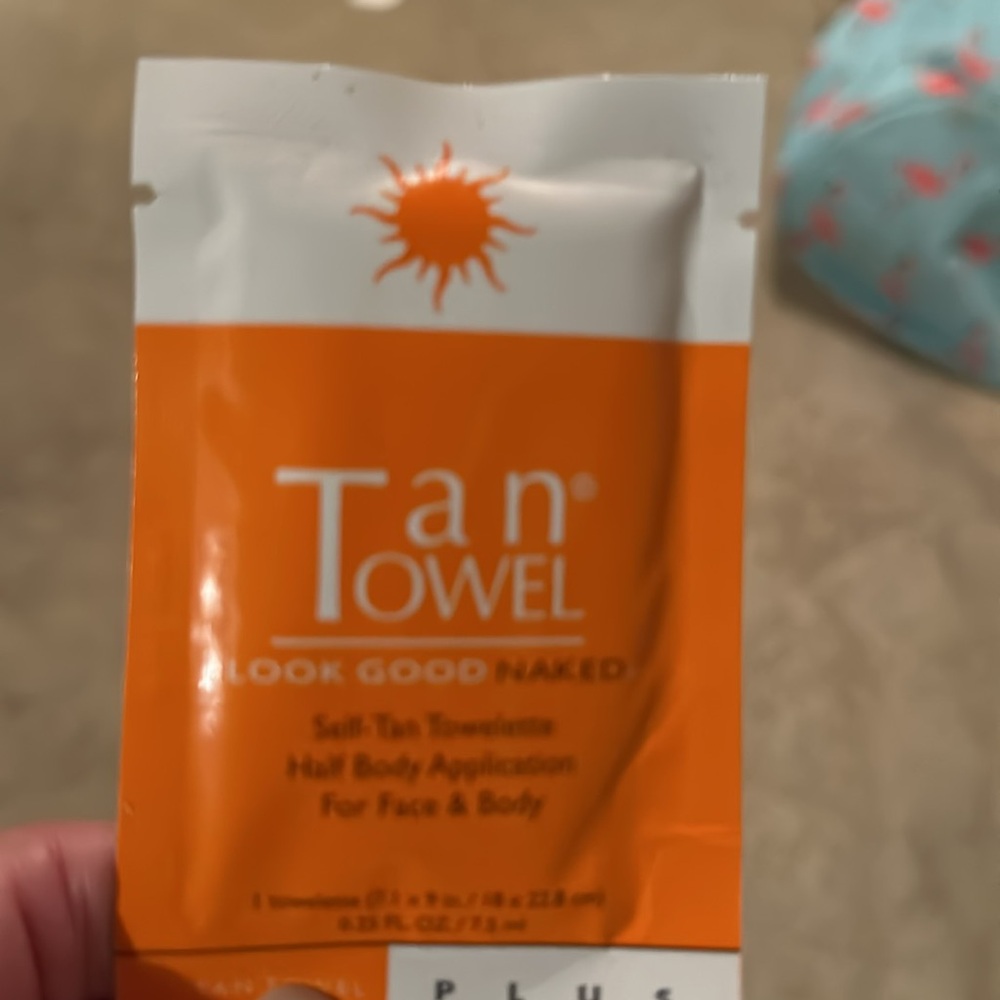 Tan Towels - Picture 2 of 5